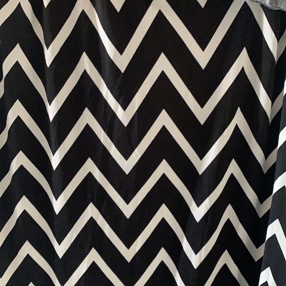 Maxi chevron dress - Picture 3 of 3